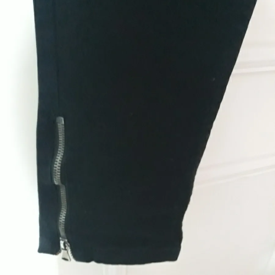 شلوار لی مشکی