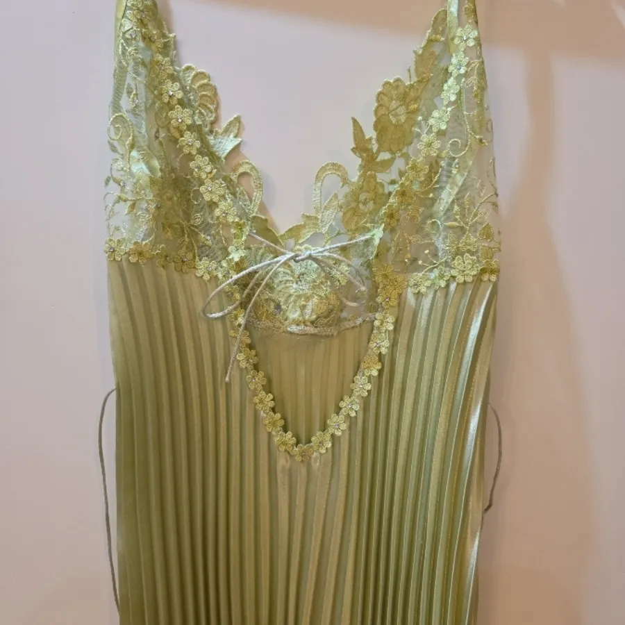 پیراهن شب پلیسه گیپور