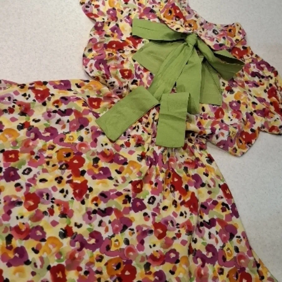 پیراهن دخترانه