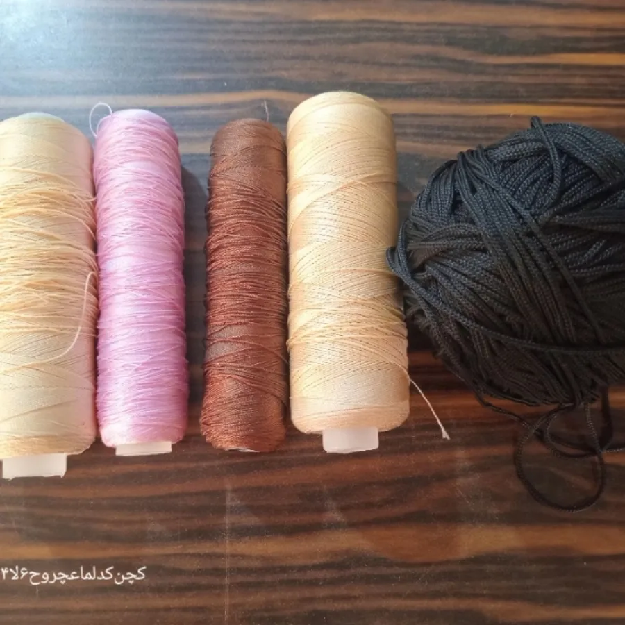 نخ ابریشم و مکرومه