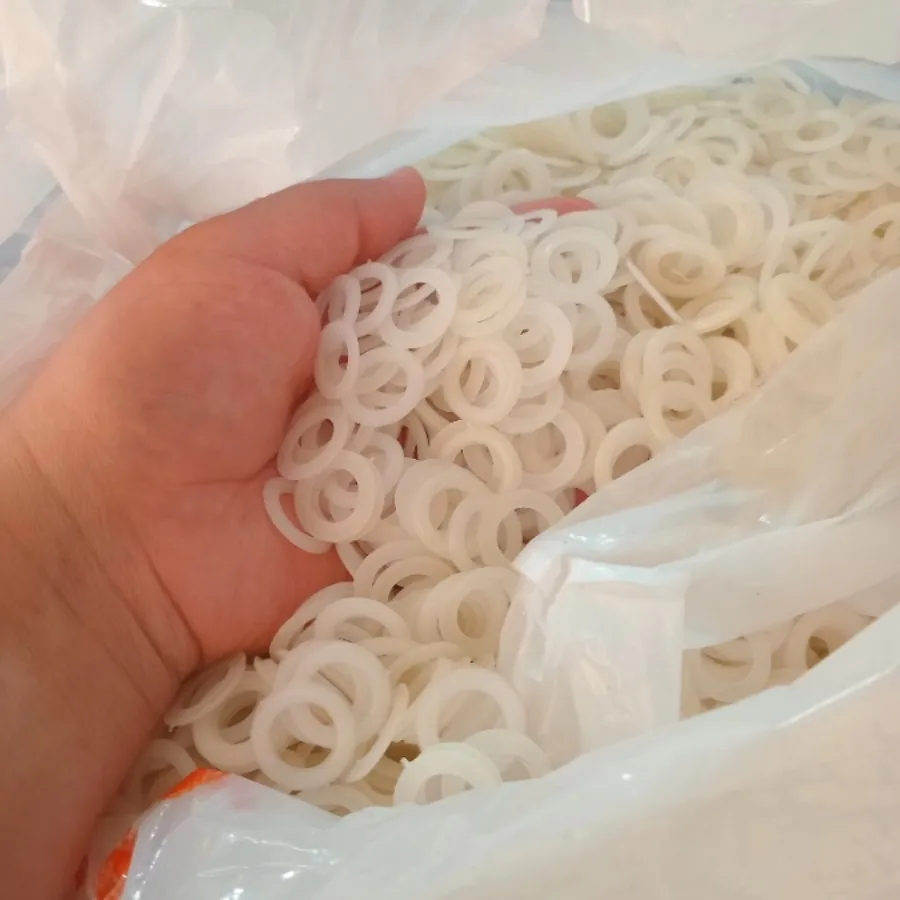 حلقه پلاستیکی