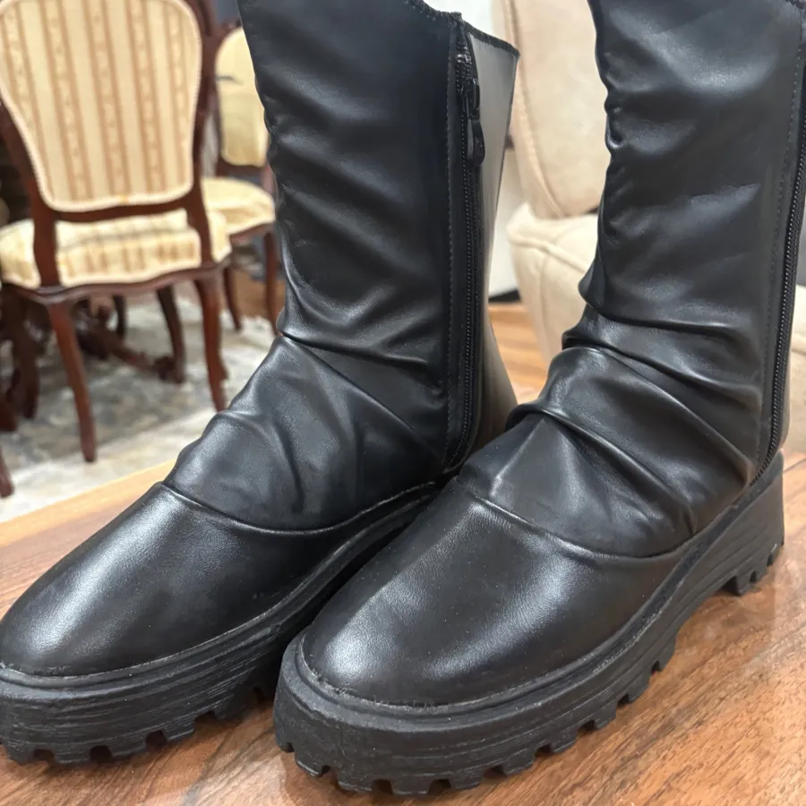 نیم بوت زیبا