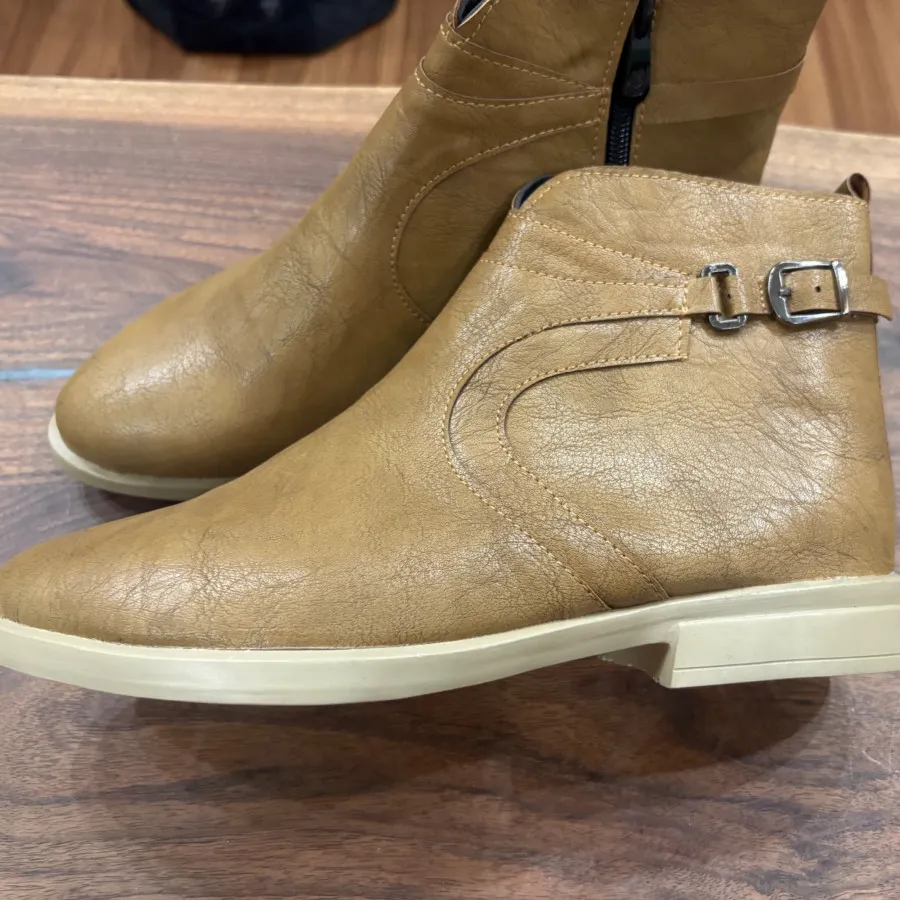 نیم بوت کرم