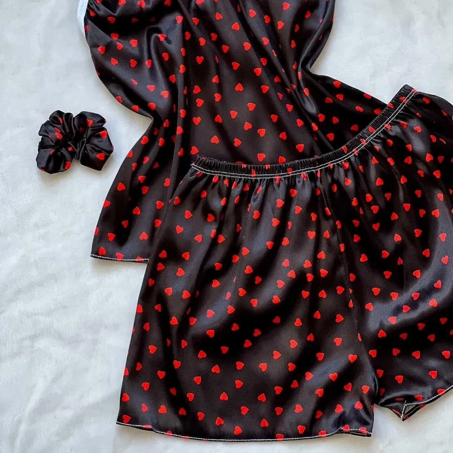 تاپ و شورتک