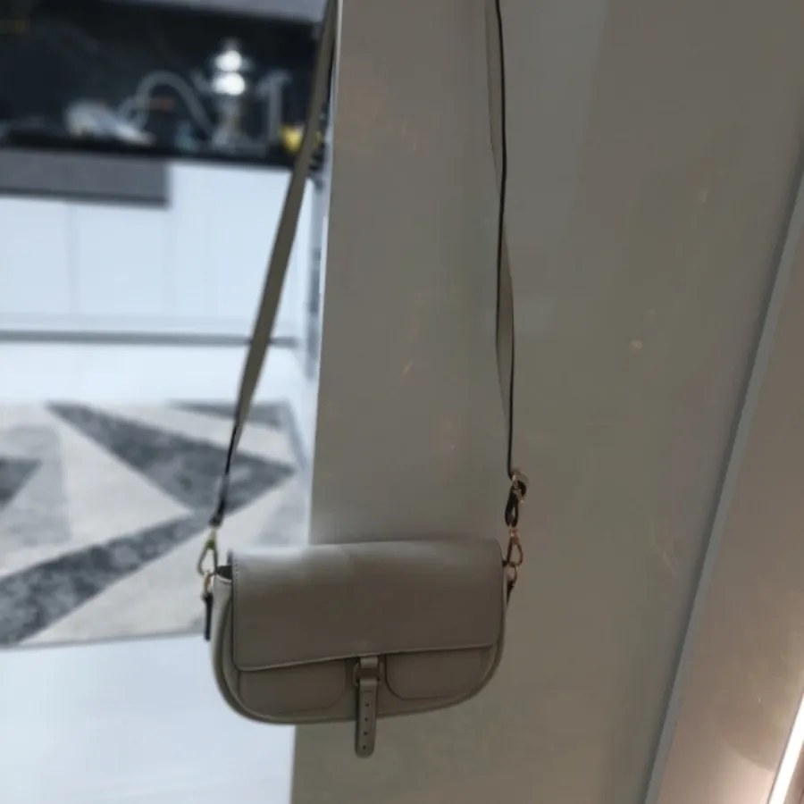 کیف برند پریتیزیس