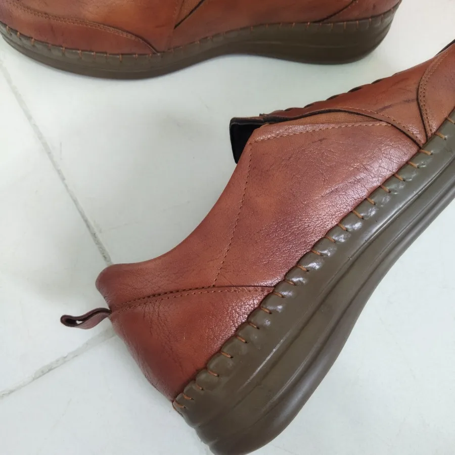 کفش زنانه طبی