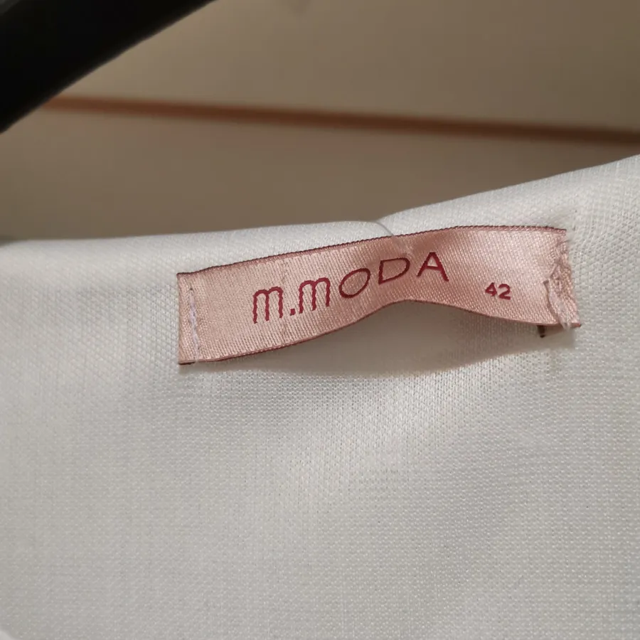 لباس سفید مجلسی