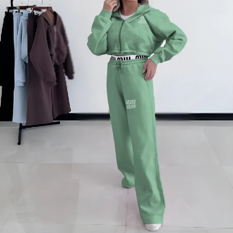 سوییشرت و شلوار