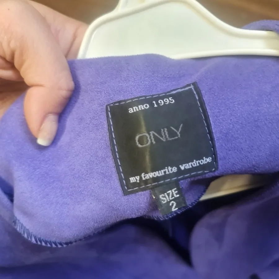 مانتو مخمل بنفش آبی