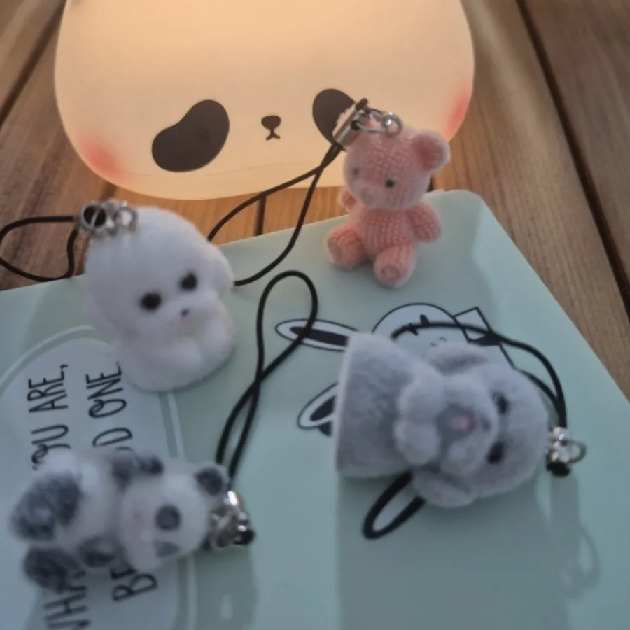 آویز موبایل مخملی