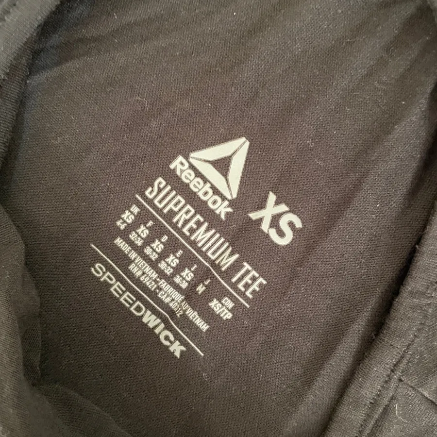 تاپ ورزشی ریباک