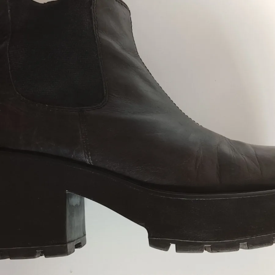 نیم بوت واگابوند