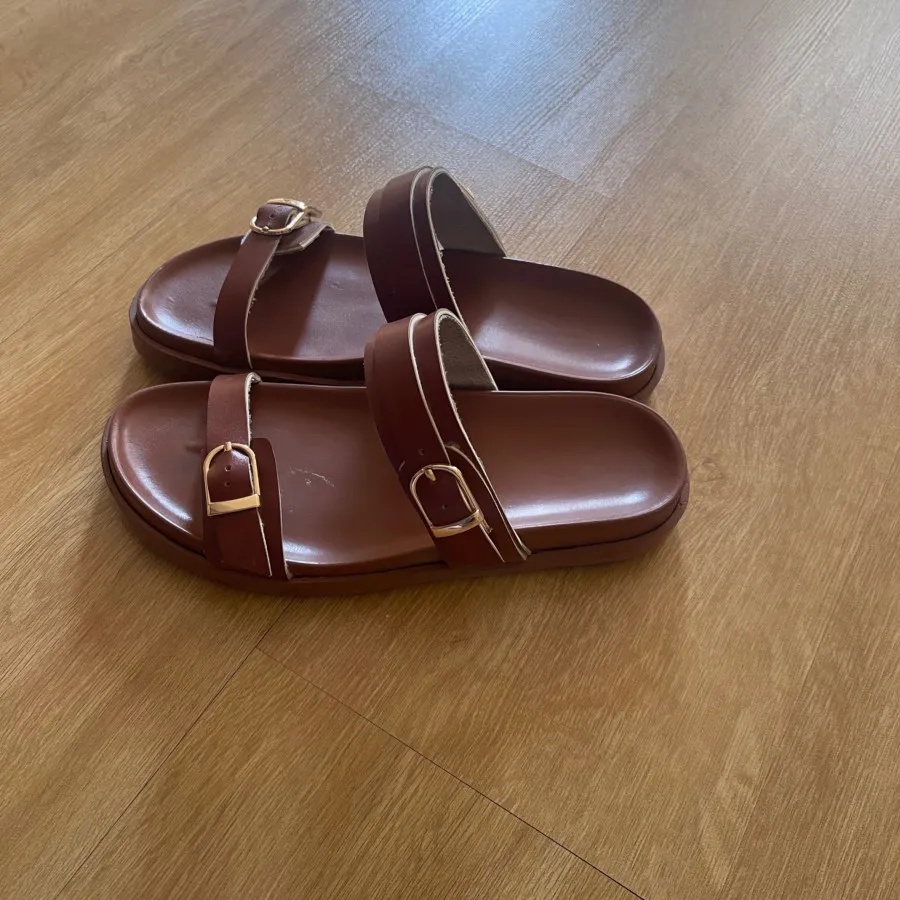 صندل طرح زارا