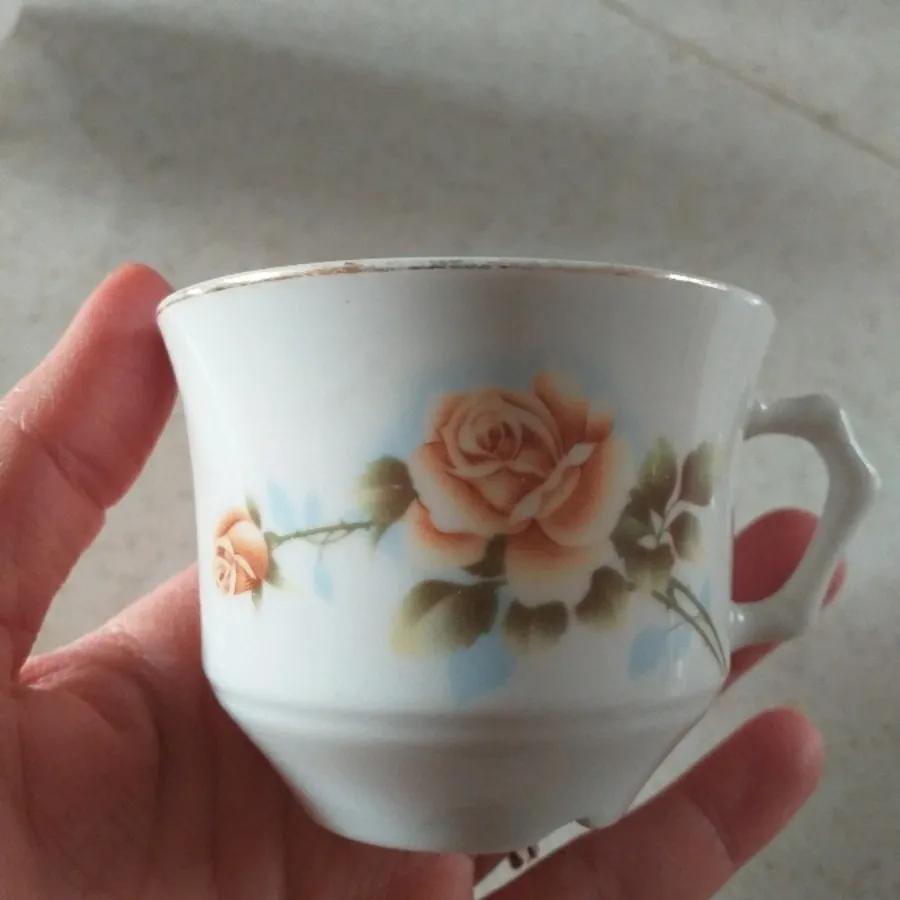 فنجان چینی کاغذی