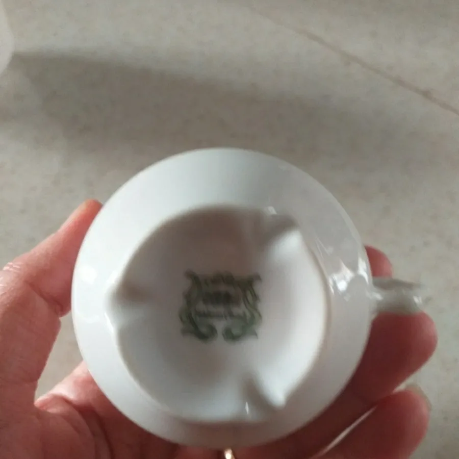 فنجان چینی کاغذی