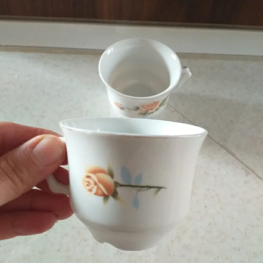 فنجان چینی کاغذی