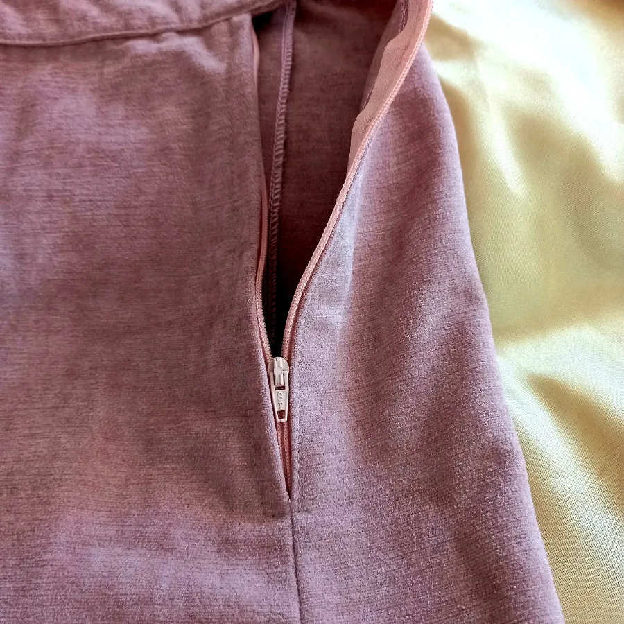 دامن پاییزی یا زمستانه