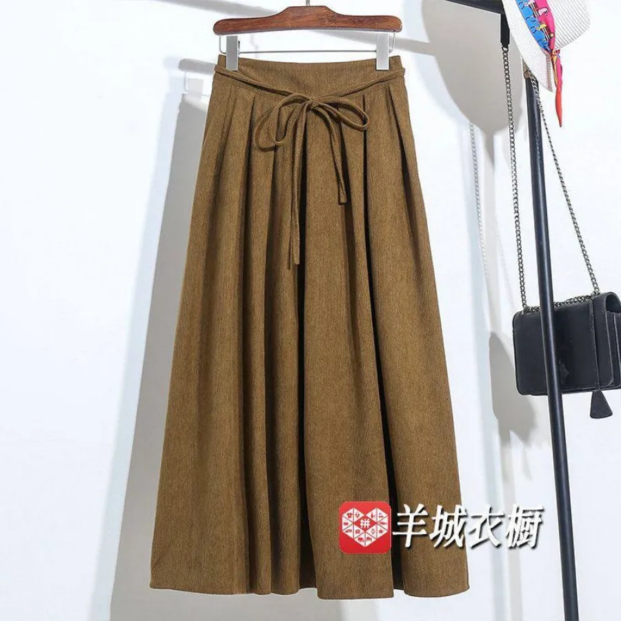 دامن مخمل کبریتی