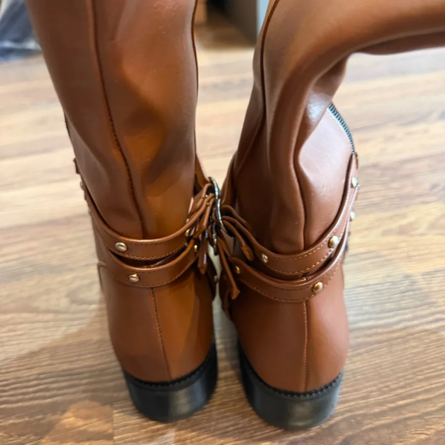 بوت بلند قهوه ای