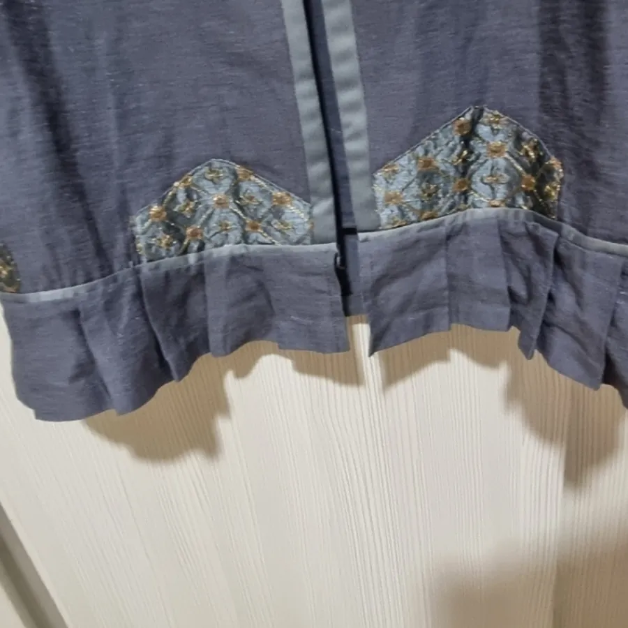 مانتومجلسی بلند