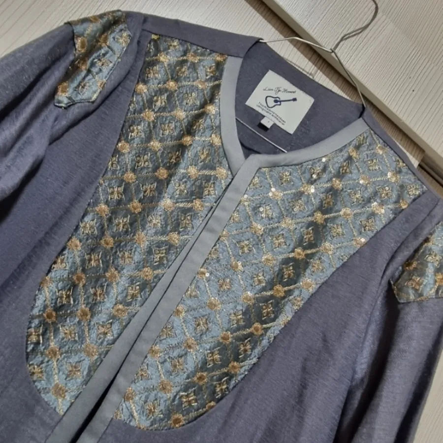 مانتومجلسی بلند