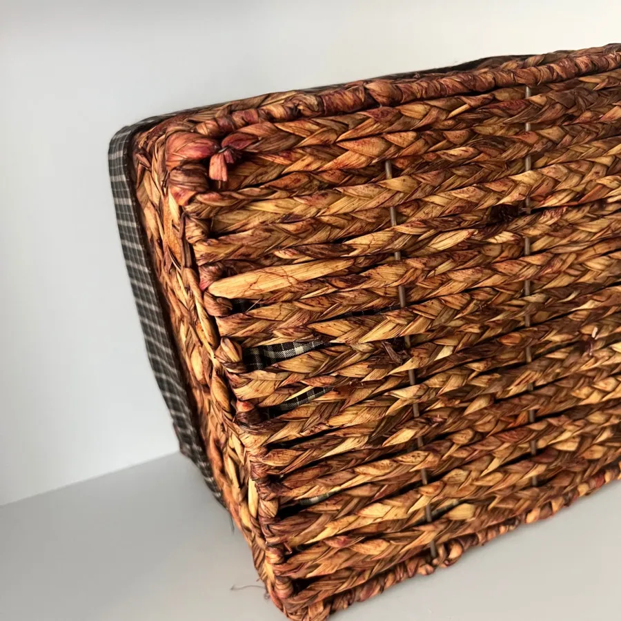 سبد حصری در دار