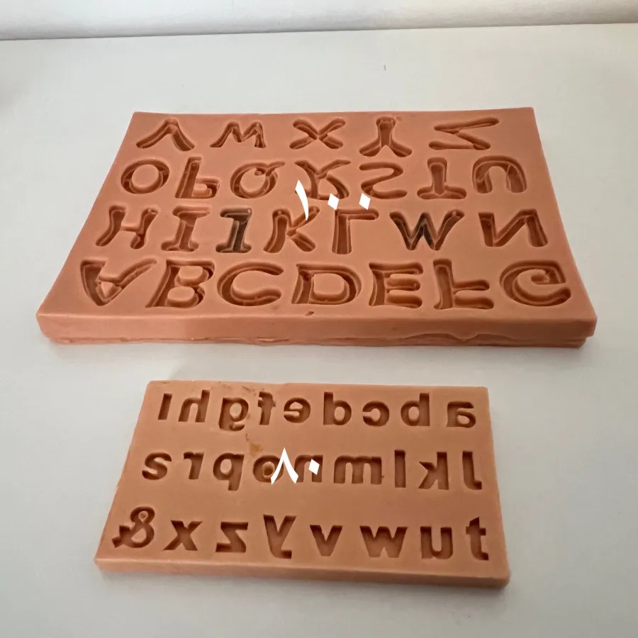قالب سیلیکونی  حروف