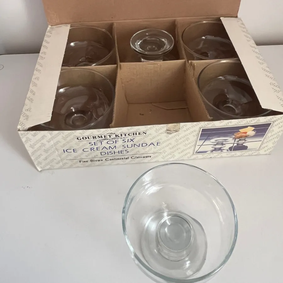 بستنی خوری قدیمی