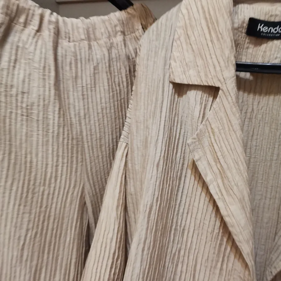 ست دوتکه پلیسه نسکافه کرم