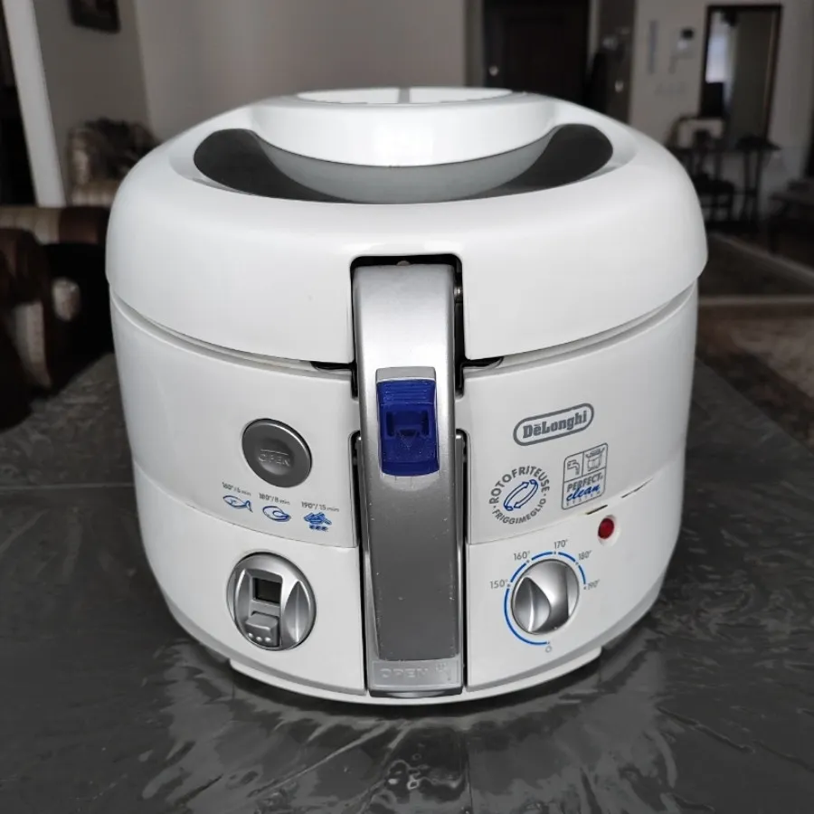 سرخ کن ایتالیایی دلونگی