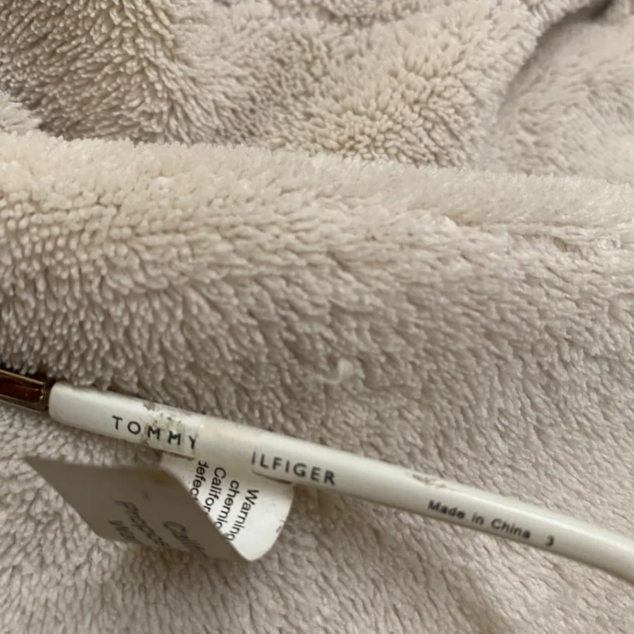 عینک آفتابی تامی