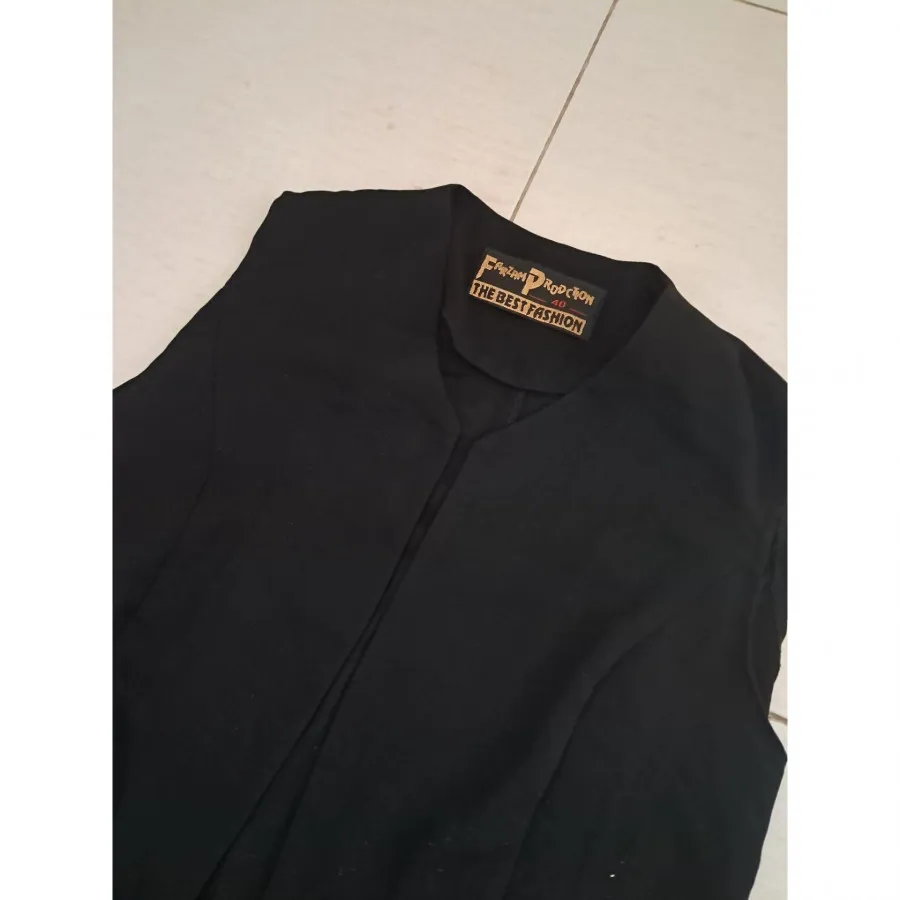 مانتو وست حریر