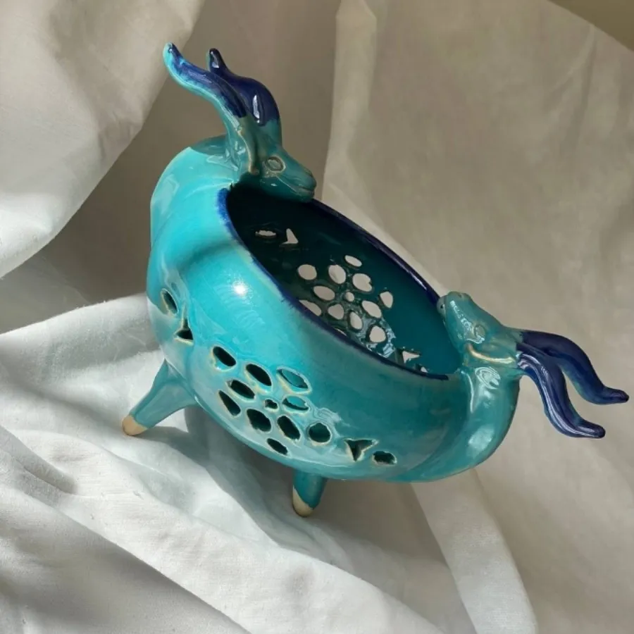 شکلات خوری گوزنی