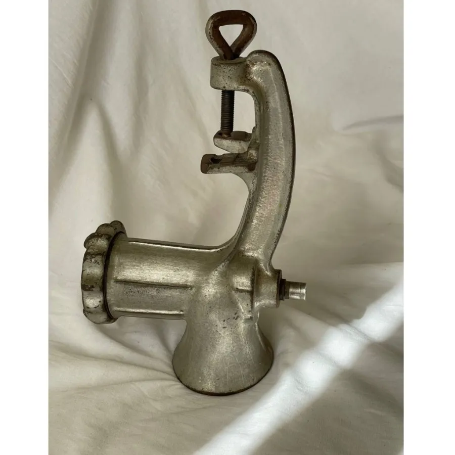 چرخ گوشت دستی آلمان قدیمی