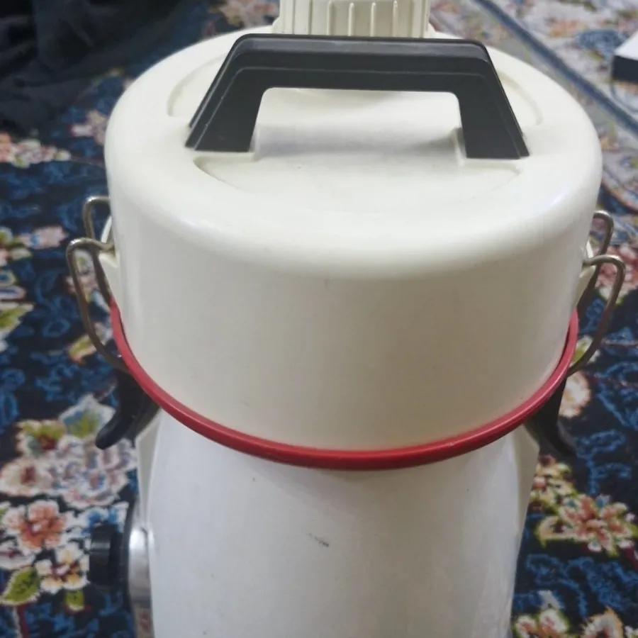 آبمیوه گیری قدیمی