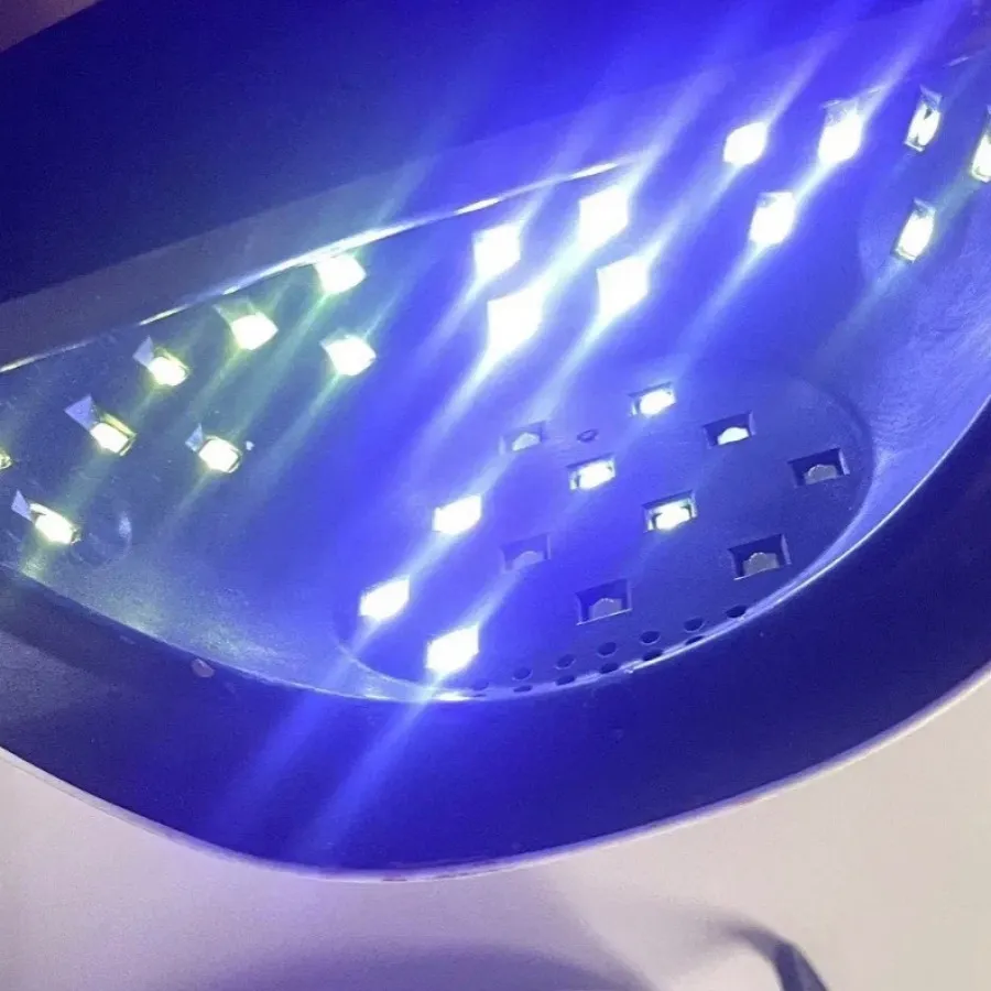 دستگاه یووی ناخن