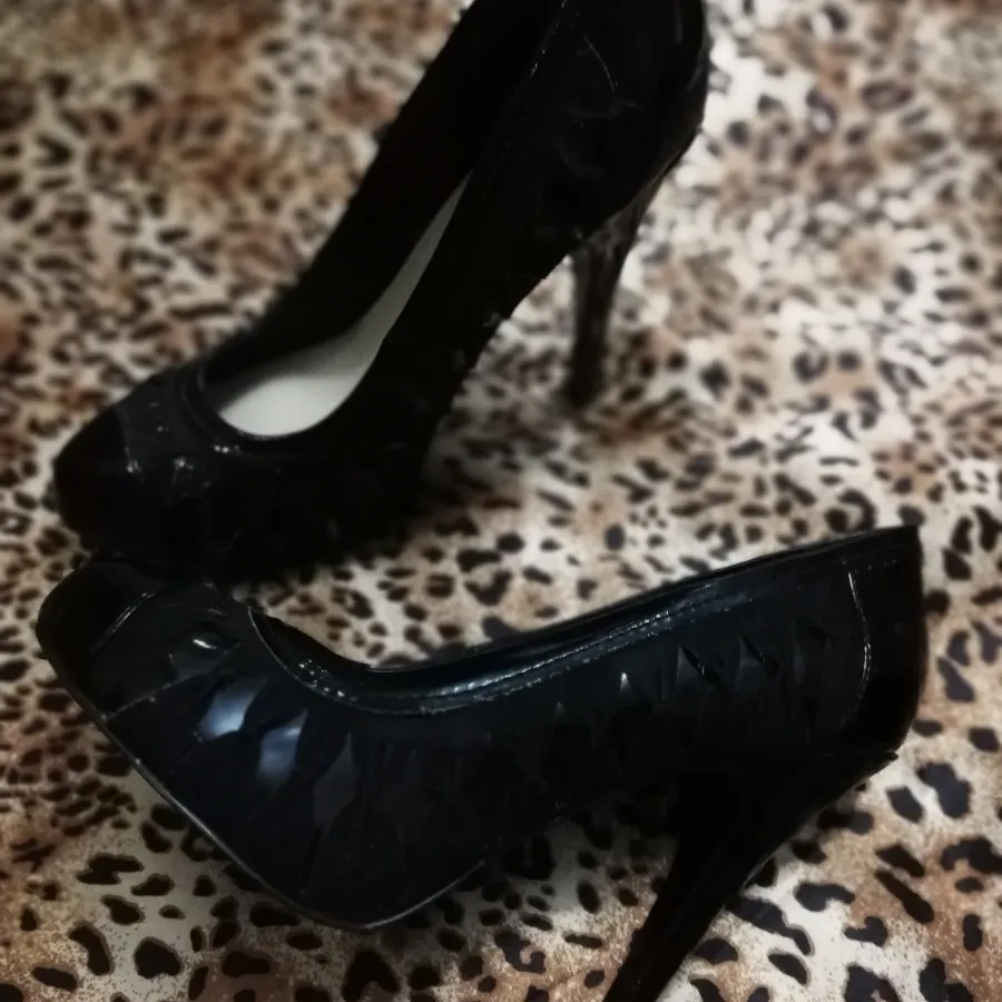 کفش مجلسی زنانه