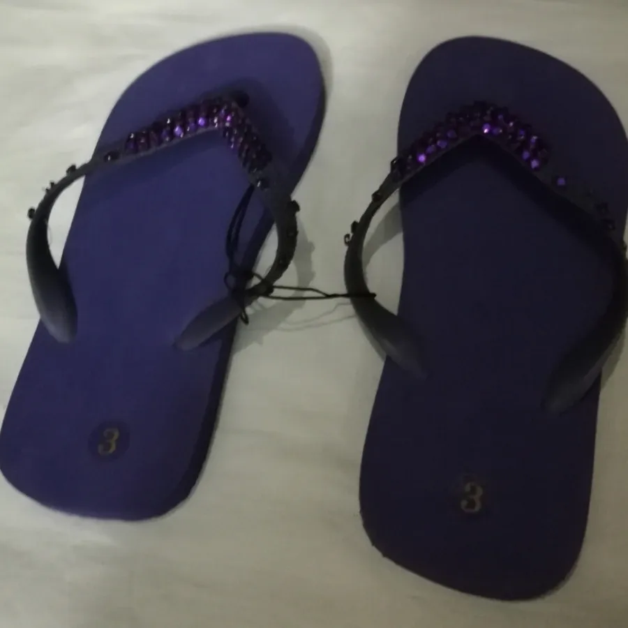 دمپایی ابری