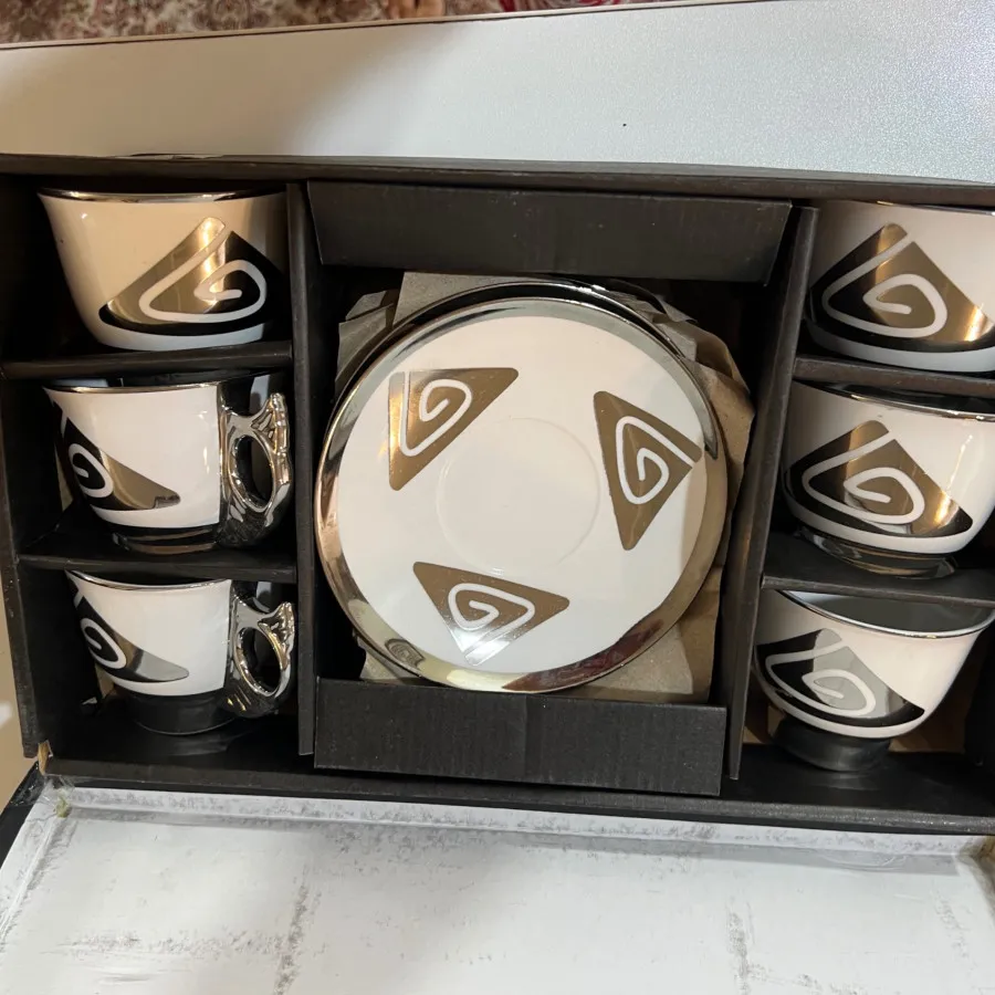 فنجان و نعلبکی DOULTON