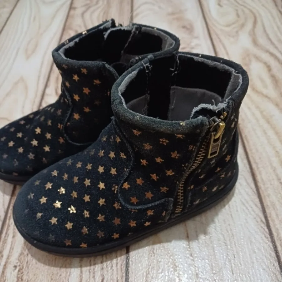 بوت بچه گانه کد 110