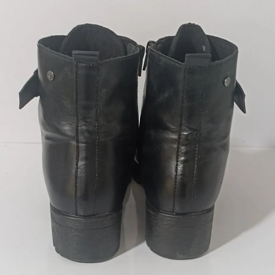 بوت زنانه اورجینال