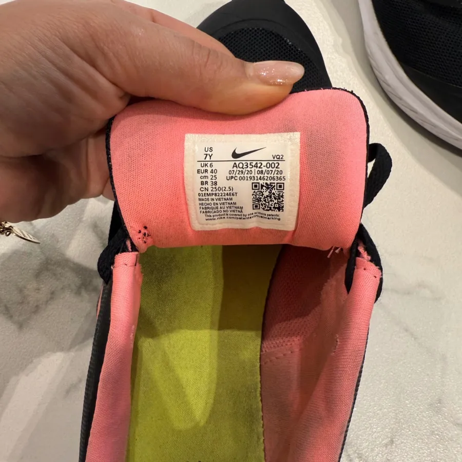 کتانی نایک اورجینال