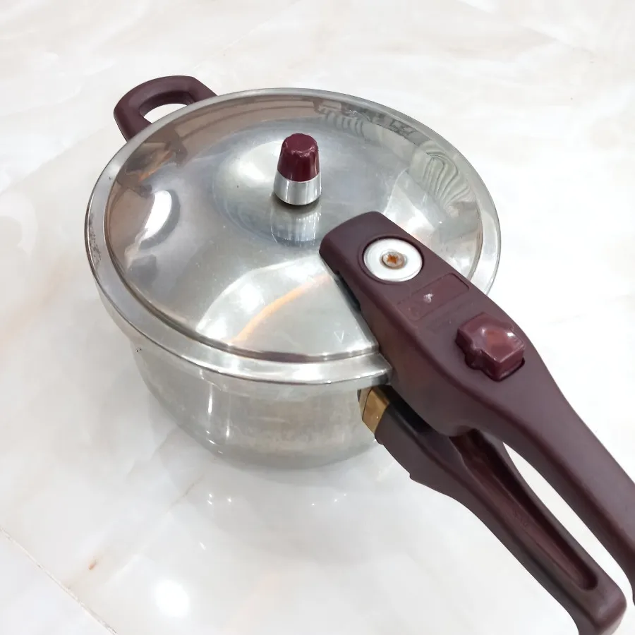 زودپز شش لیتری