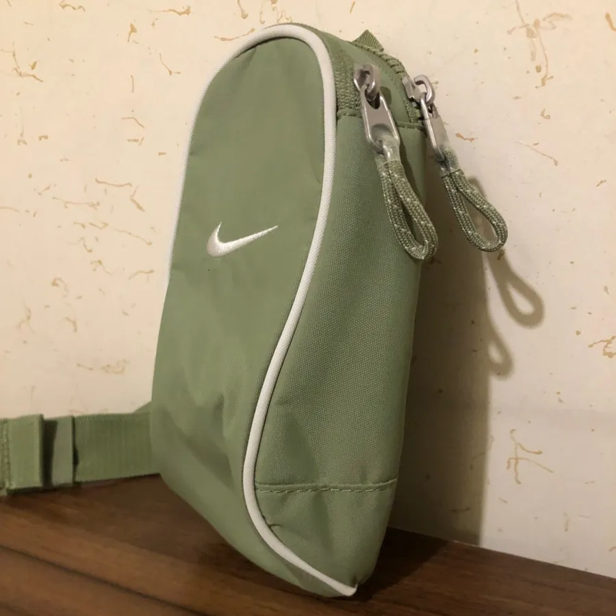 کیف کراس بادی نایکی