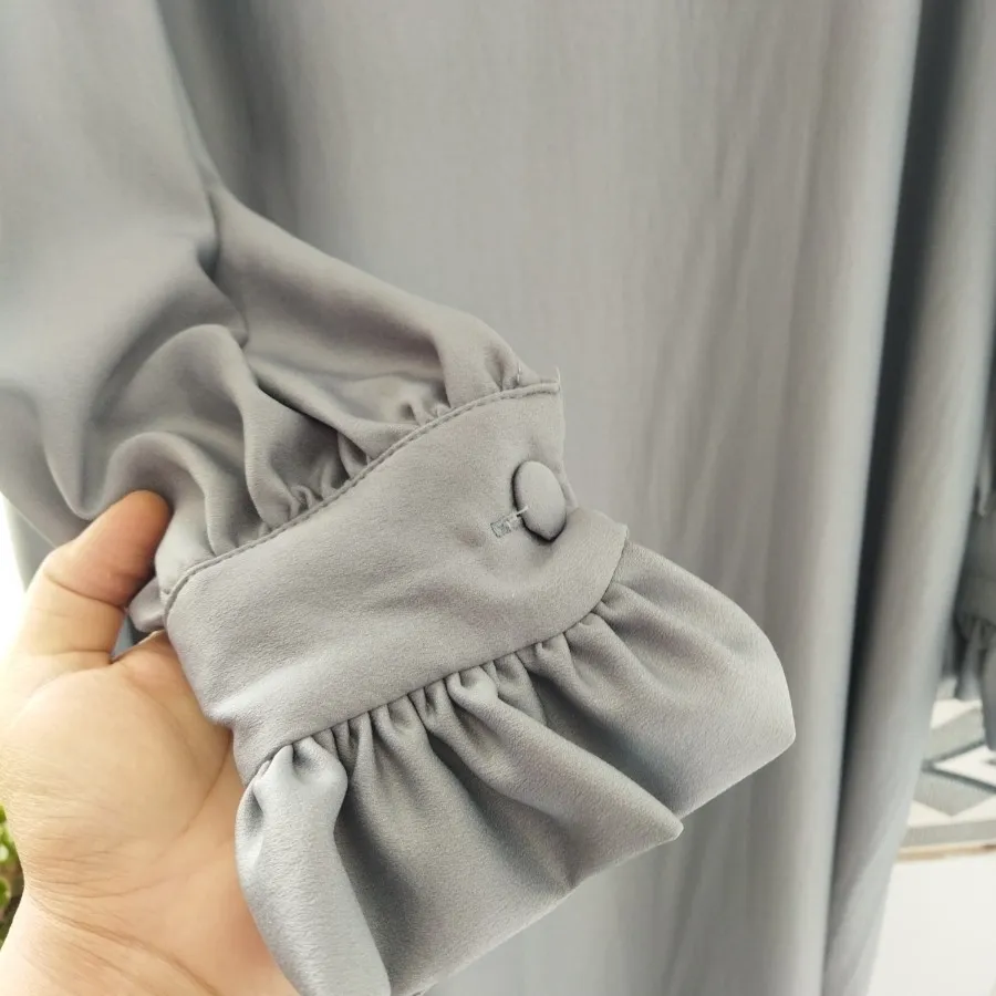 عبا حسنا رنگ طوسی آبی