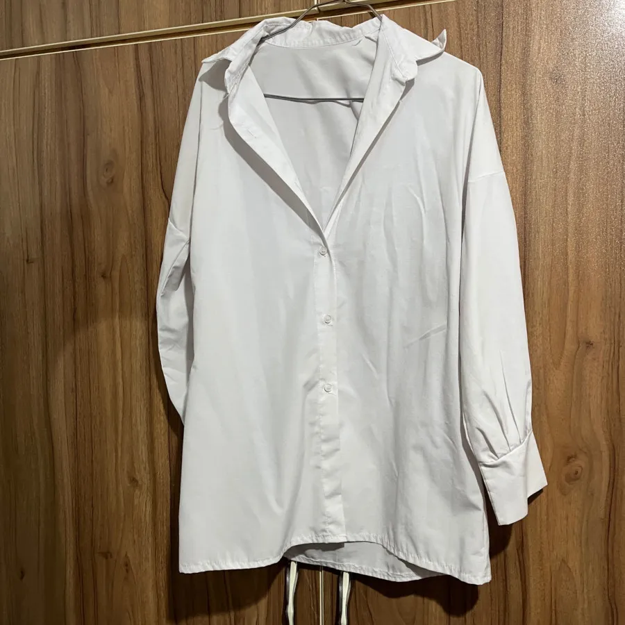 شومیز سفید+سارافون لی