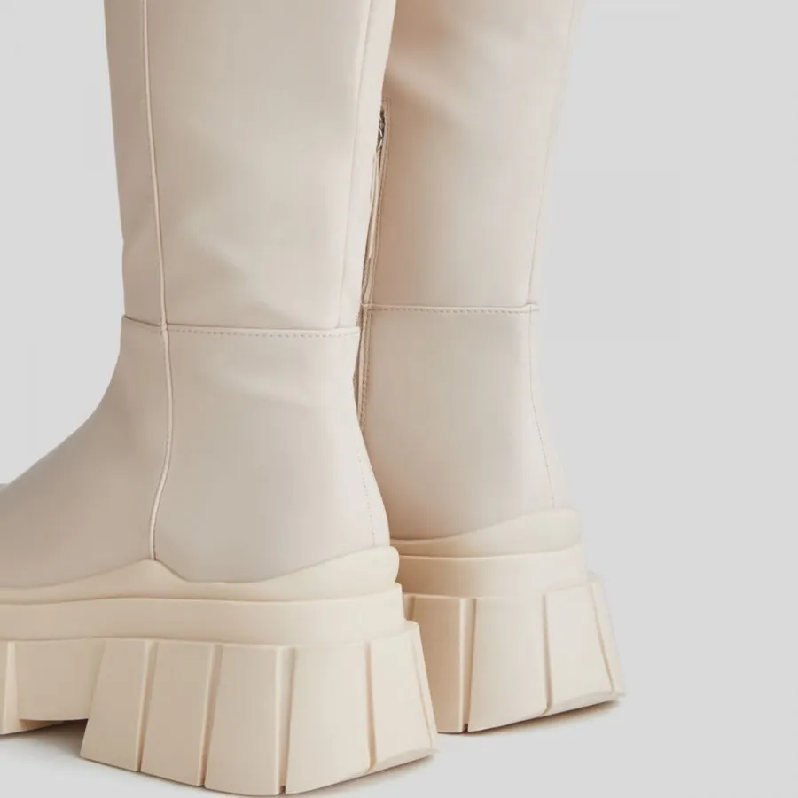 بوت بلند برشکا