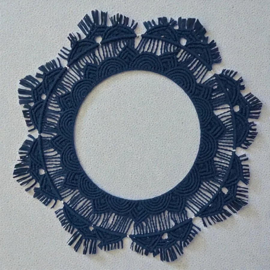 قاب عکس مکرومه