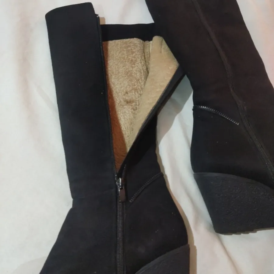 بوت بلند و لج دار چرم