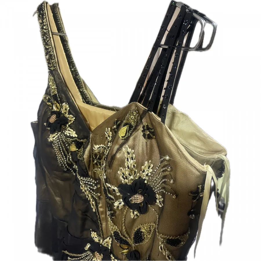 پیراهن مجلسی زنانه